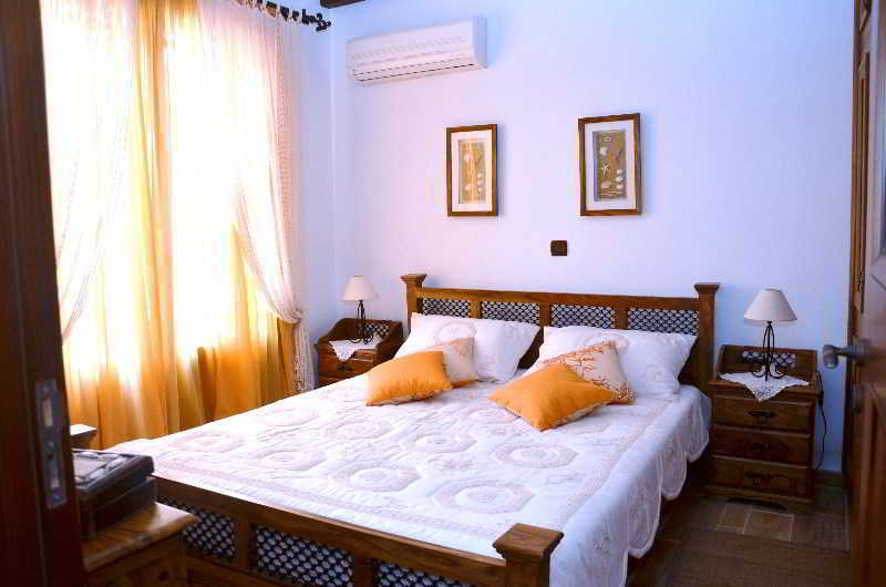 Haraki Villas *