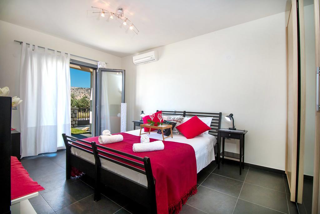 Villa Haraki Villas *